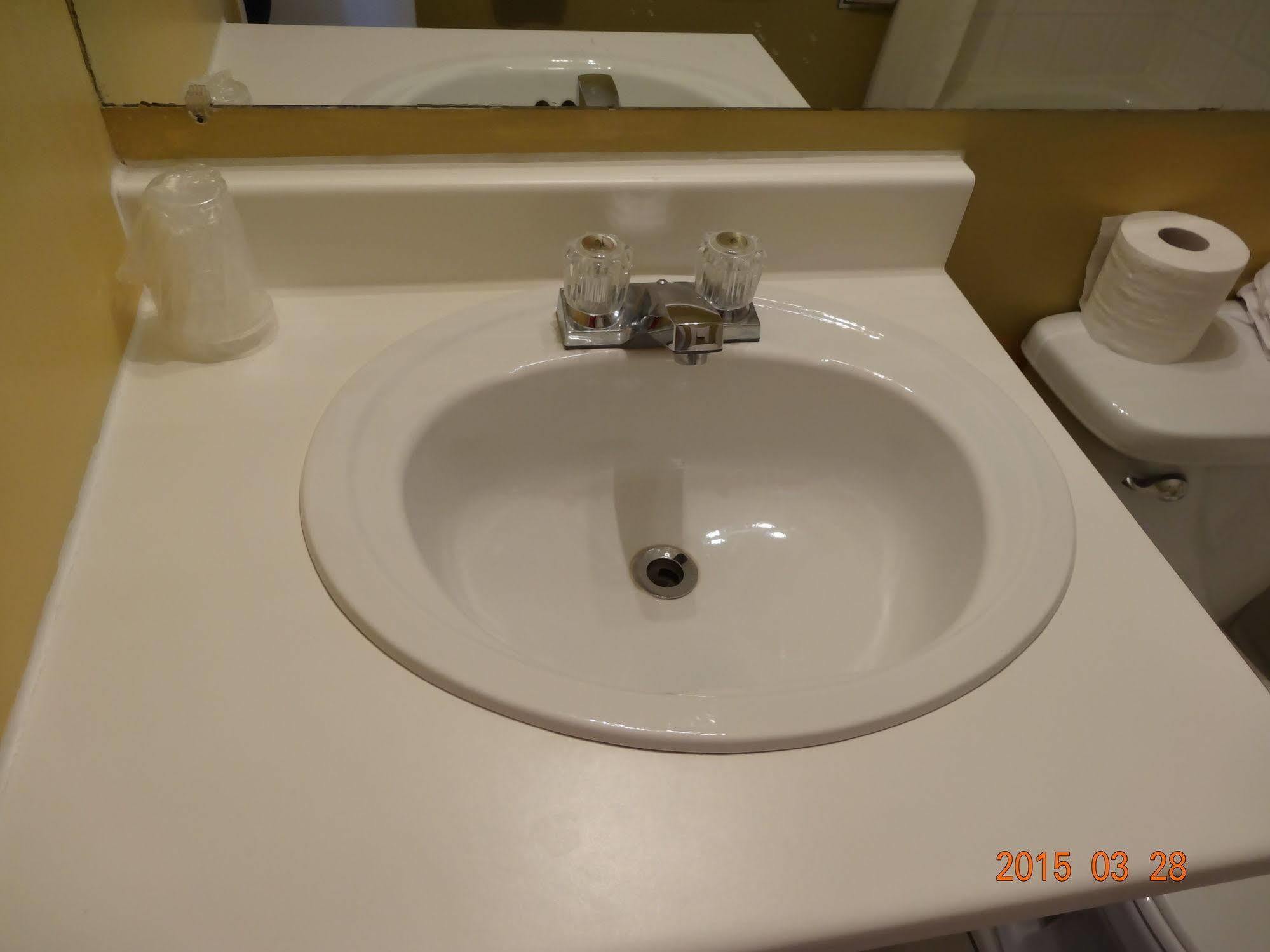 Motel Lyse Римуски Екстериор снимка